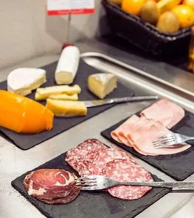 勒莱克胡昂布雷斯特布里特酒店 勒勒莱克凯尔于永