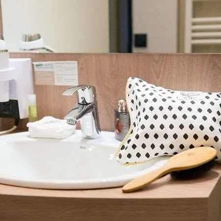Brit Brest Kerhuon Hotel 3*