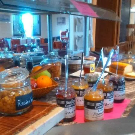 勒莱克胡昂布雷斯特布里特酒店 酒店 勒勒莱克凯尔于永