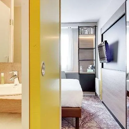 Готель Brit Brest Kerhuon 3*