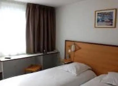 Brit Brest Kerhuon 3* Le Relecq-Kerhuon